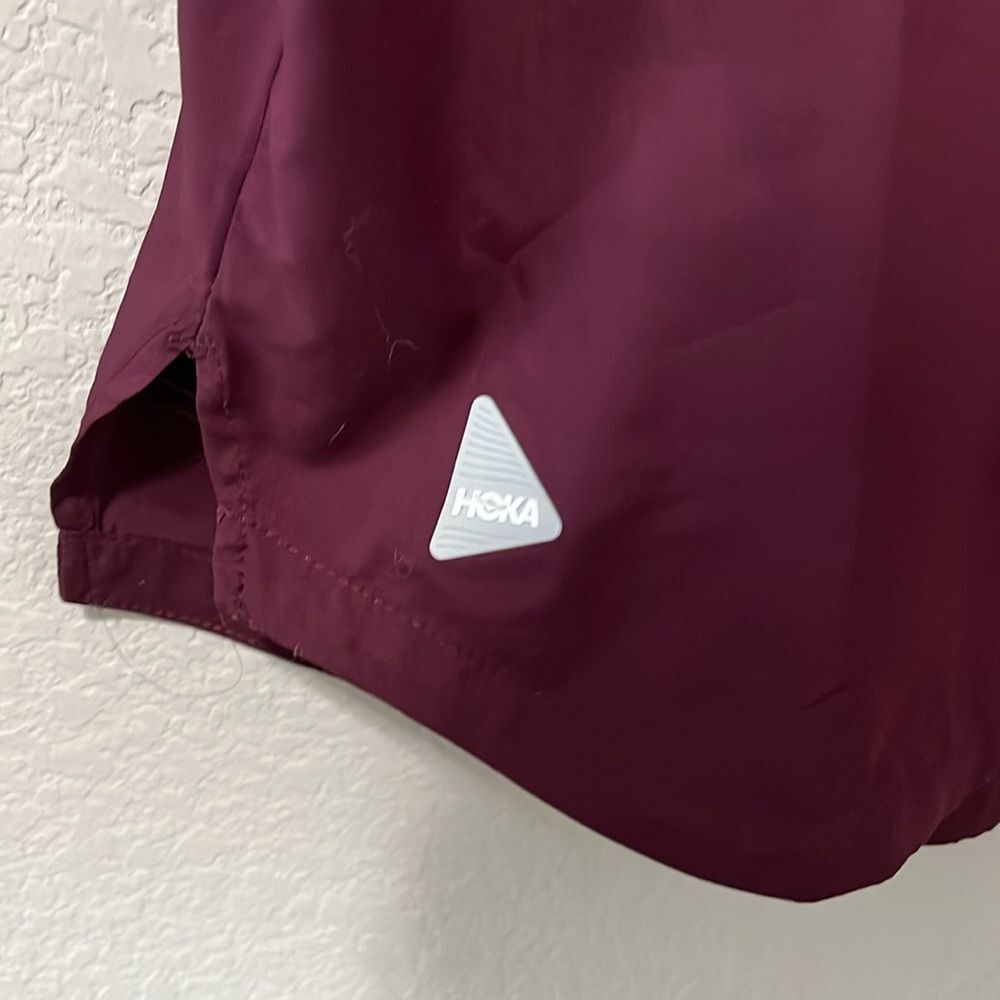 HOKA (NWOT) 1/2 Zip Wind Shell, Purple, Size M - Picture 4 of 8